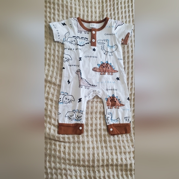 Dinosaur Print Baby Romper - Picture 1 of 2